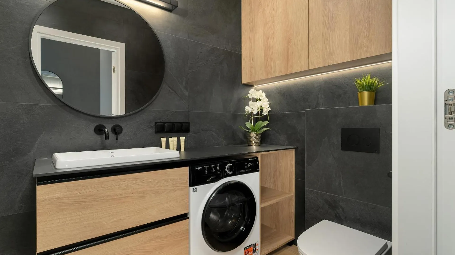 Apartamento Nowoczesny Apartament Z Parkingiem W Sasiedztwie Starego Zoo By Noclegi Renters Poznań Polónia