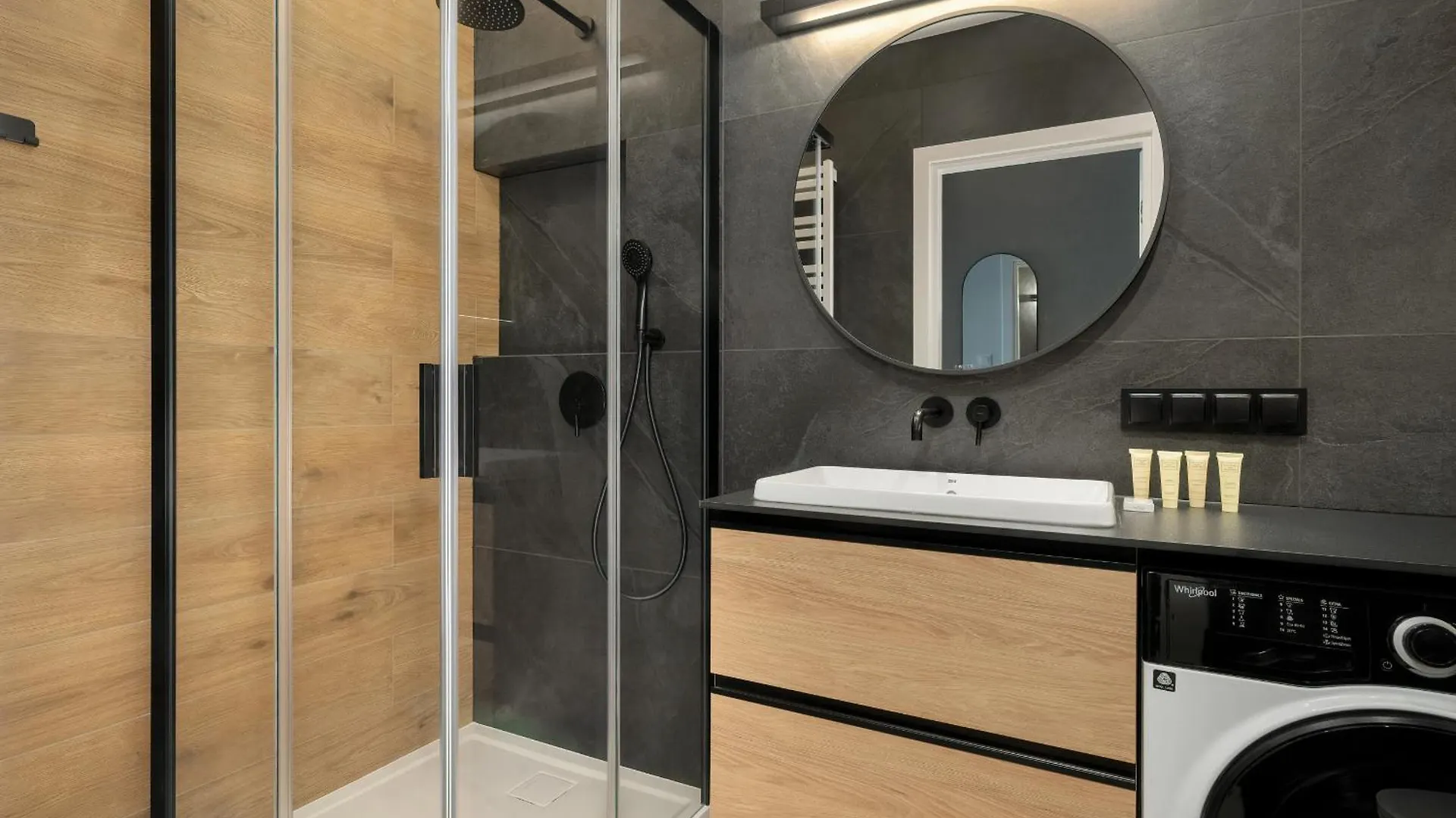 Nowoczesny Apartament Z Parkingiem W Sasiedztwie Starego Zoo By Noclegi Renters Poznań Apartamento