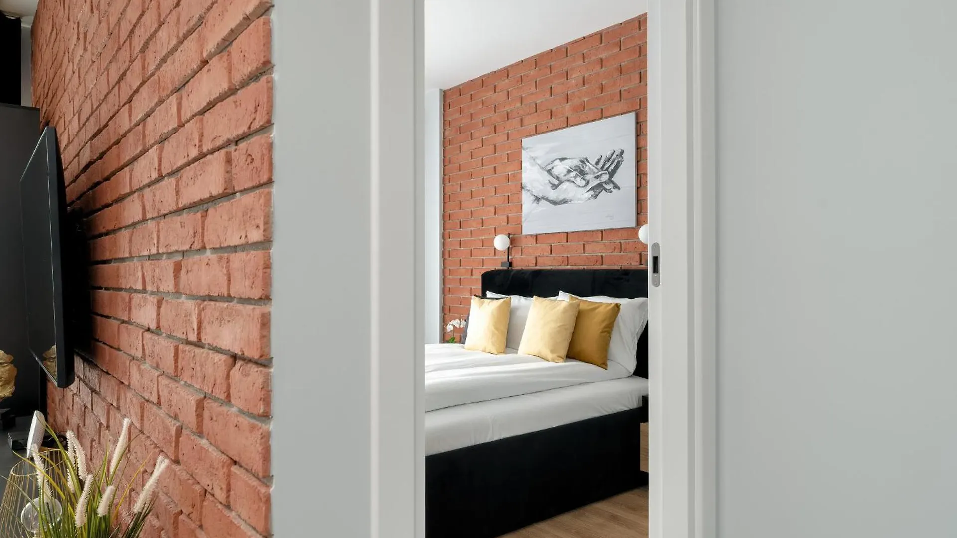 Nowoczesny Apartament Z Parkingiem W Sasiedztwie Starego Zoo By Noclegi Renters Poznań 0*,  Polónia