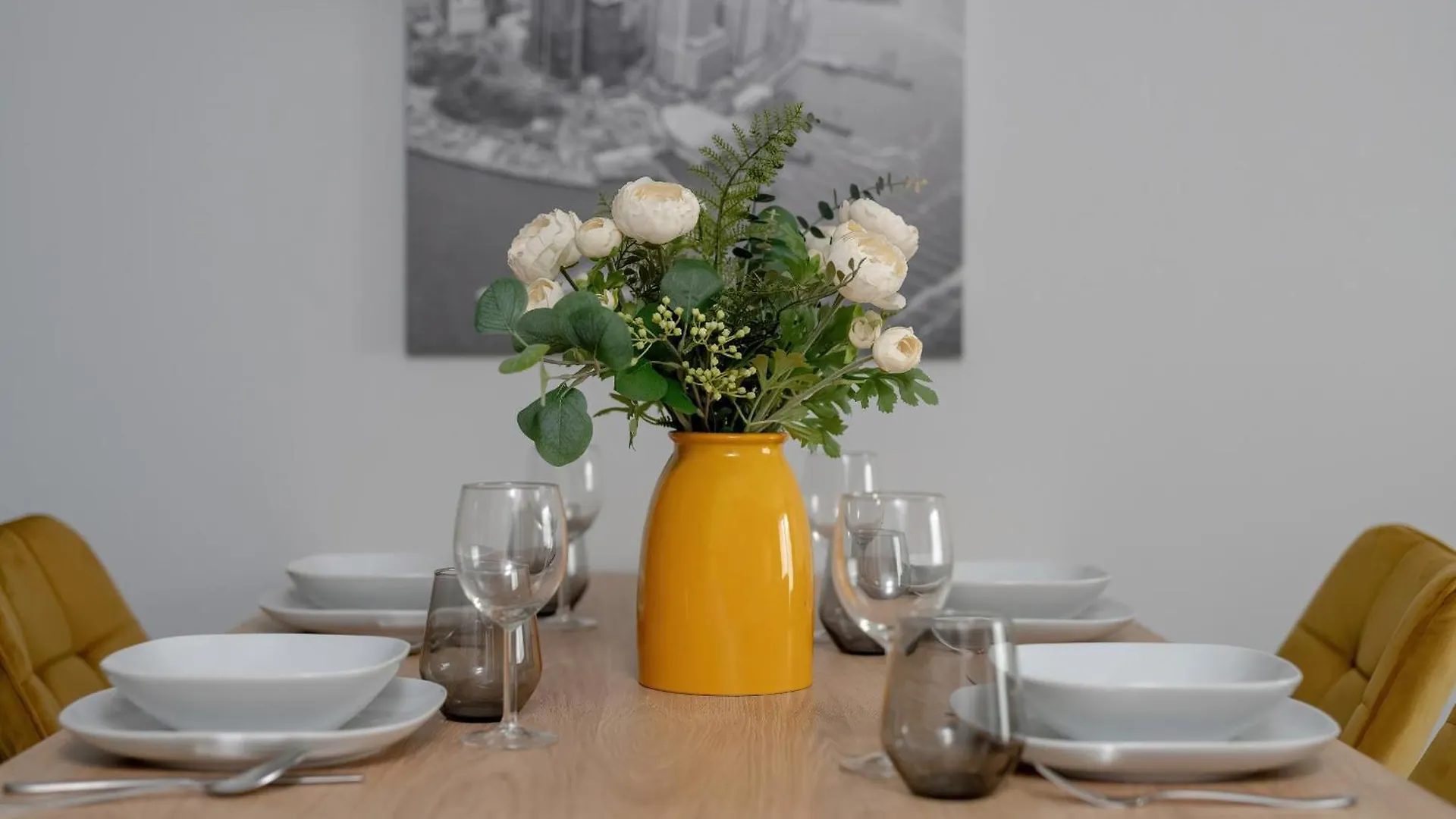 Nowoczesny Apartament Z Parkingiem W Sasiedztwie Starego Zoo By Noclegi Renters Poznań Polónia
